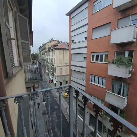 Calandra 15 - Centro Apartment